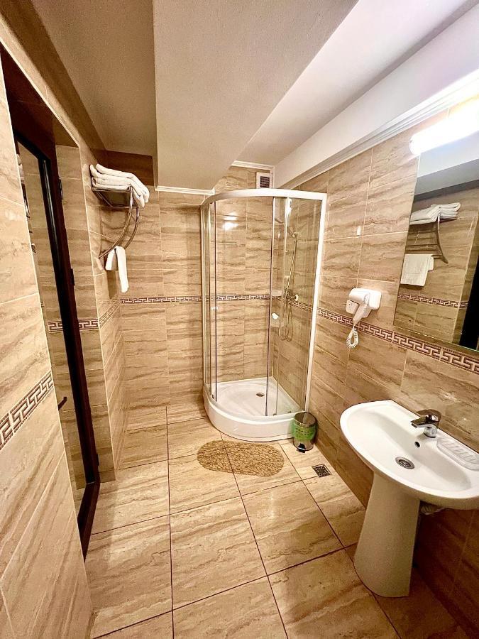 Complex Azar Otel Galaţi Dış mekan fotoğraf