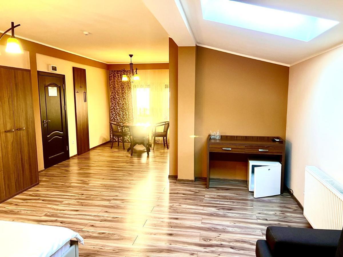 Complex Azar Otel Galaţi Dış mekan fotoğraf