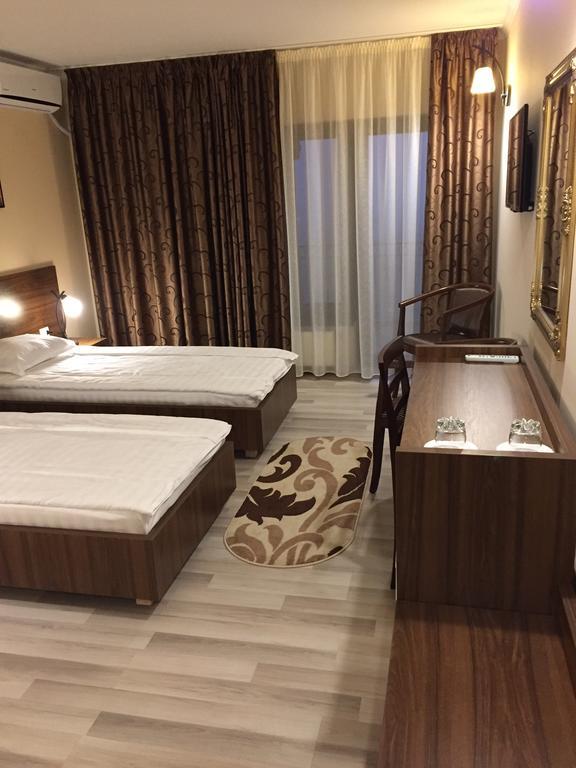 Complex Azar Otel Galaţi Dış mekan fotoğraf