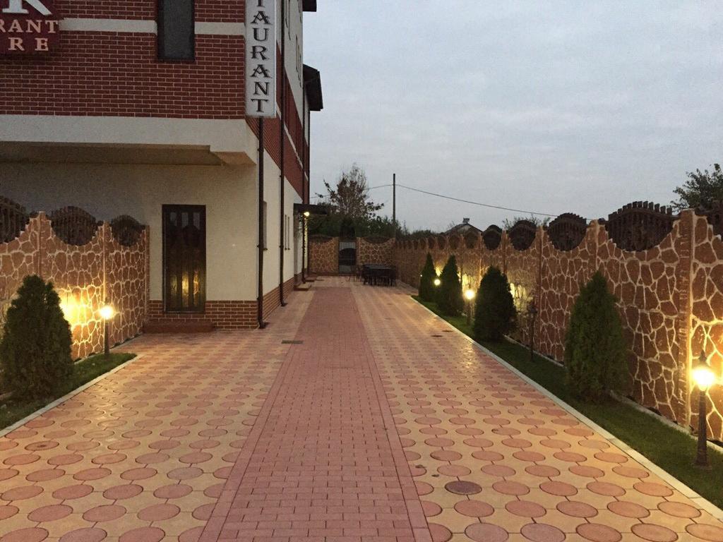 Complex Azar Otel Galaţi Dış mekan fotoğraf