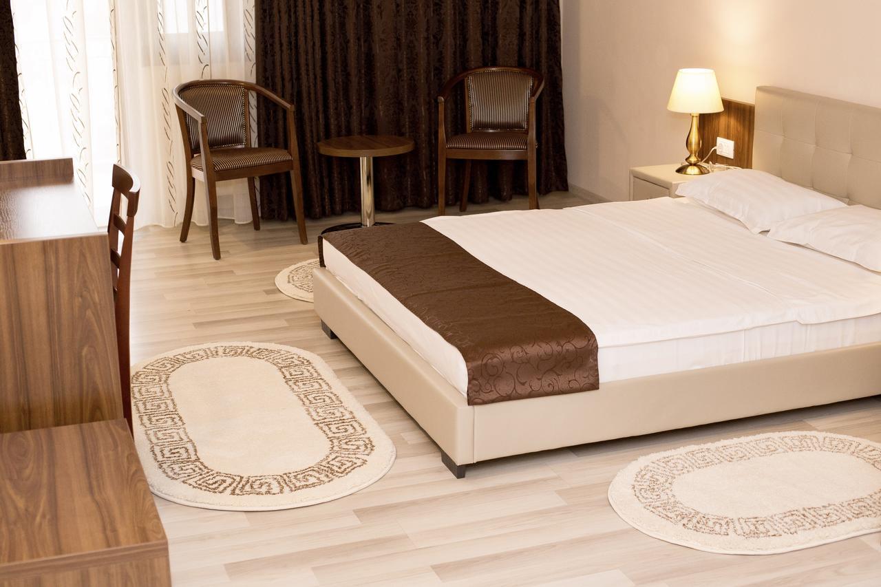 Complex Azar Otel Galaţi Dış mekan fotoğraf